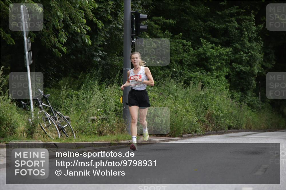 14.06.2026 - REWE Women's Run Jannik Wohlers http://msf.ph/oto/9798931 14.06.2026 09:40:14 Laufen 11126 meine-sportfotos.de