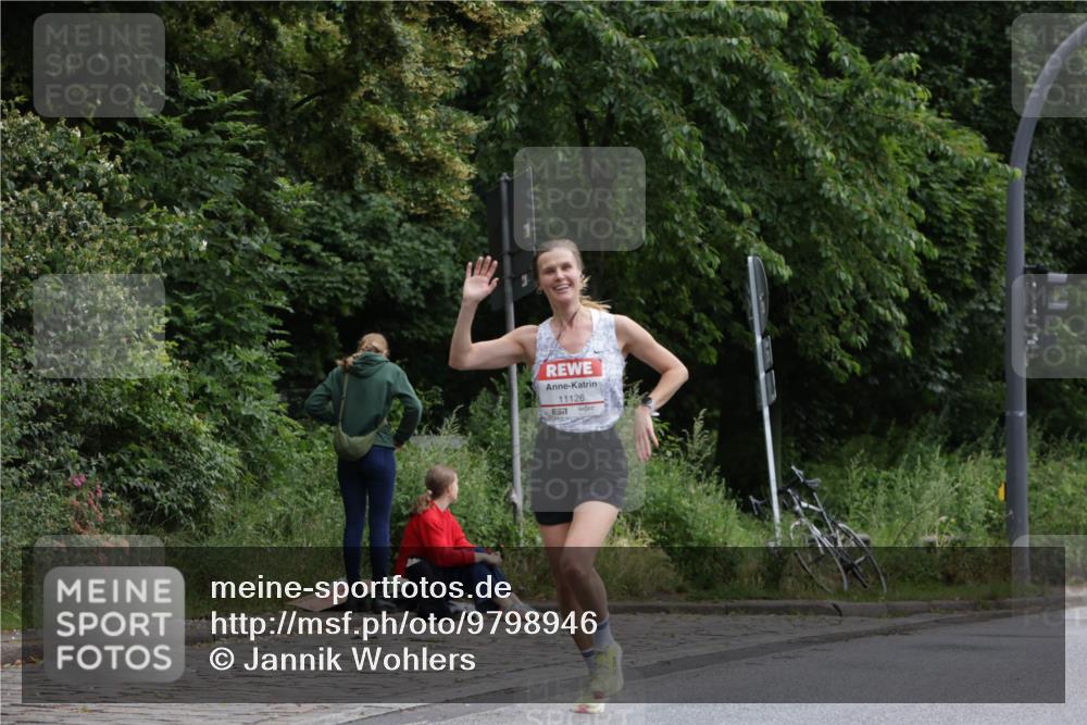 14.06.2026 - REWE Women's Run Jannik Wohlers http://msf.ph/oto/9798946 14.06.2026 09:40:17 Laufen 11126, 657 meine-sportfotos.de
