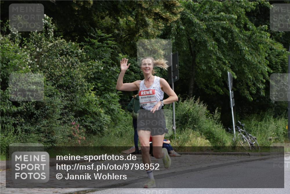 14.06.2026 - REWE Women's Run Jannik Wohlers http://msf.ph/oto/9798952 14.06.2026 09:40:18 Laufen 11126, 57 meine-sportfotos.de