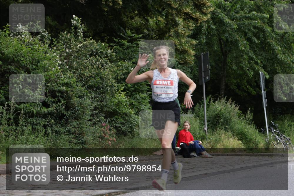14.06.2026 - REWE Women's Run Jannik Wohlers http://msf.ph/oto/9798954 14.06.2026 09:40:18 Laufen 11126, 6577 meine-sportfotos.de