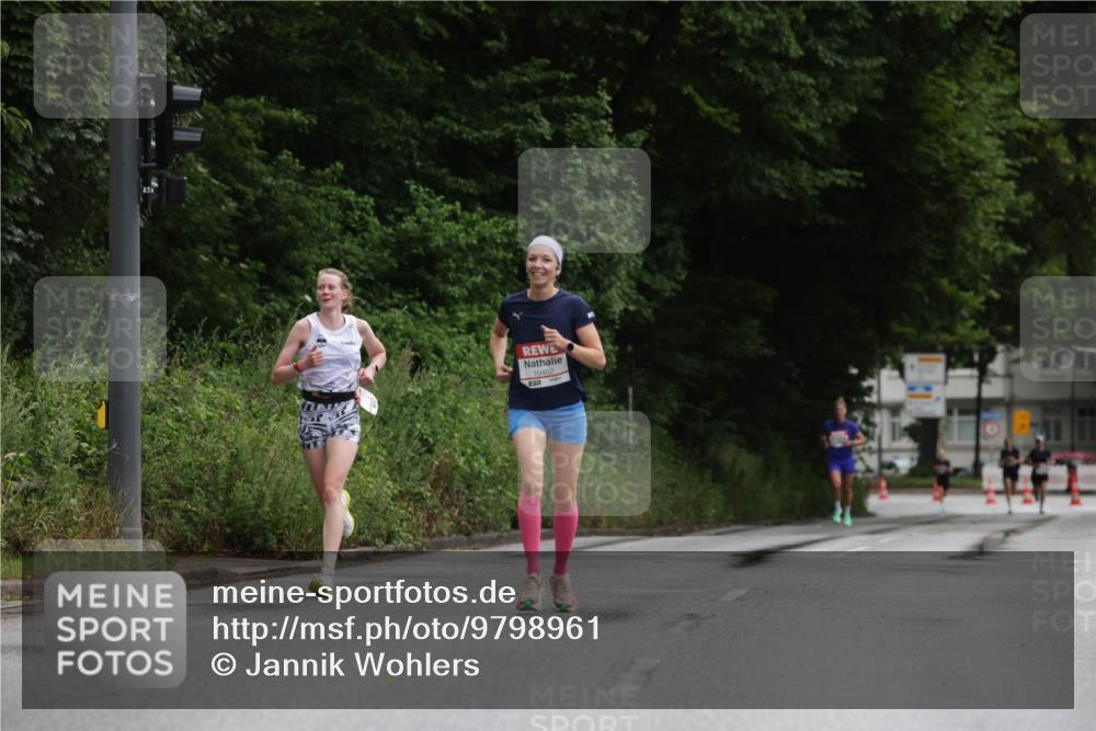 14.06.2026 - REWE Women's Run Jannik Wohlers http://msf.ph/oto/9798961 14.06.2026 09:40:26 Laufen 10402 meine-sportfotos.de