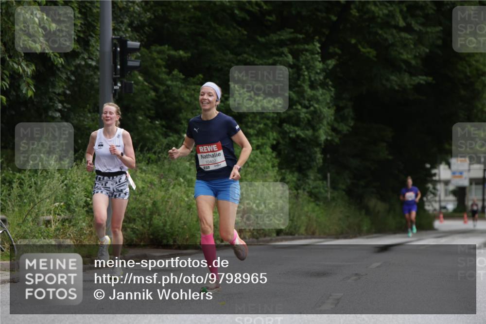 14.06.2026 - REWE Women's Run Jannik Wohlers http://msf.ph/oto/9798965 14.06.2026 09:40:28 Laufen 10402, 57 meine-sportfotos.de