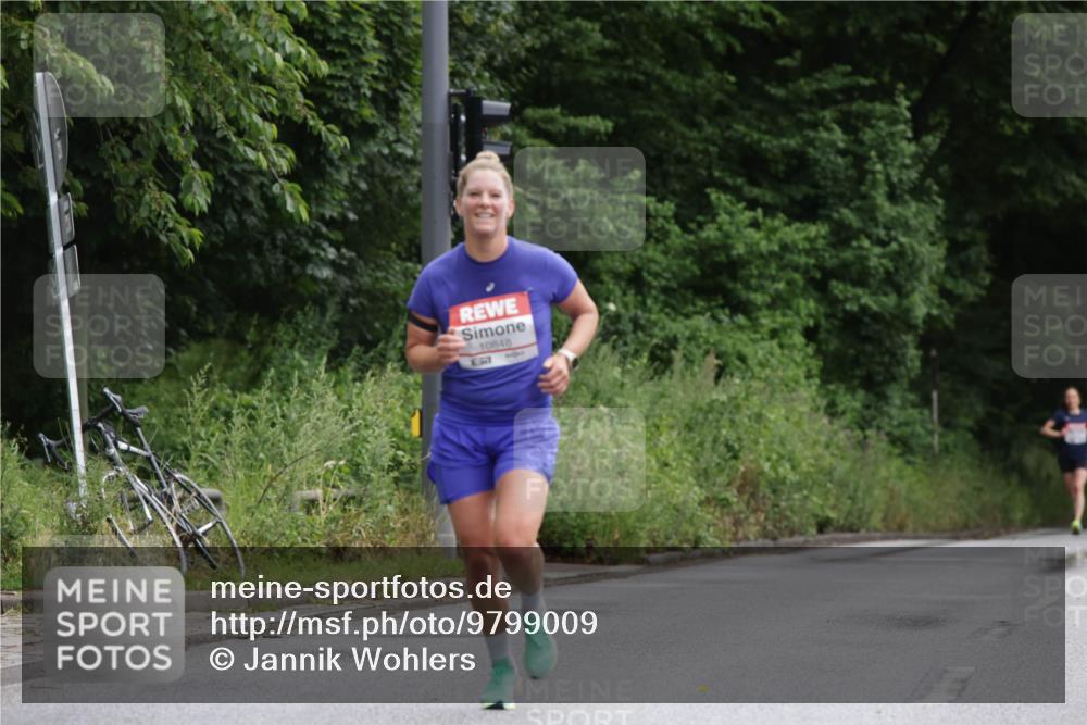 14.06.2026 - REWE Women's Run Jannik Wohlers http://msf.ph/oto/9799009 14.06.2026 09:40:42 Laufen 10848 meine-sportfotos.de