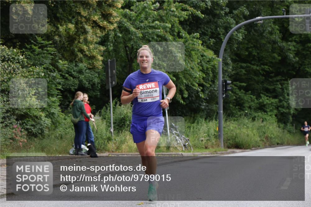 14.06.2026 - REWE Women's Run Jannik Wohlers http://msf.ph/oto/9799015 14.06.2026 09:40:44 Laufen 10848, 57 meine-sportfotos.de