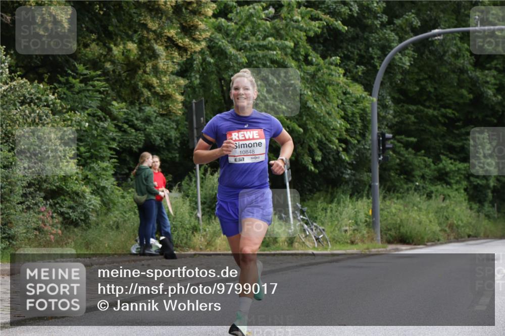 14.06.2026 - REWE Women's Run Jannik Wohlers http://msf.ph/oto/9799017 14.06.2026 09:40:44 Laufen 10848, 7 meine-sportfotos.de