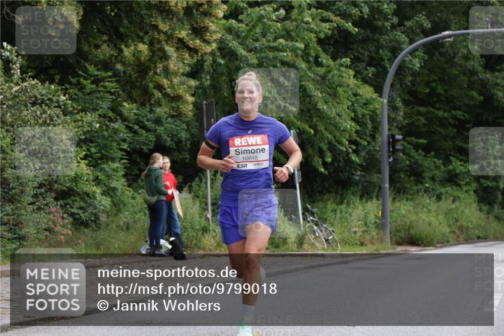 14.06.2026 - REWE Women's Run Jannik Wohlers http://msf.ph/oto/9799018 14.06.2026 09:40:44 Laufen 10848, 7 meine-sportfotos.de
