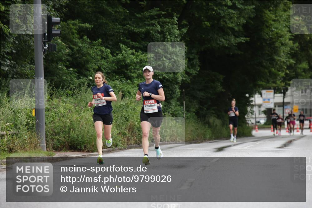 14.06.2026 - REWE Women's Run Jannik Wohlers http://msf.ph/oto/9799026 14.06.2026 09:40:51 Laufen 7, 10859 meine-sportfotos.de