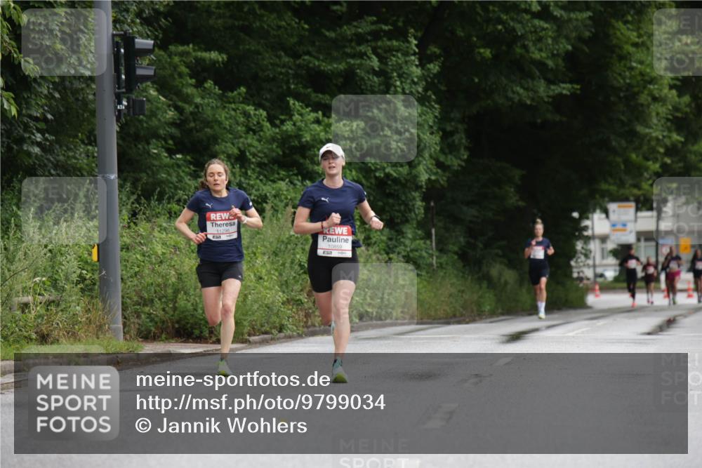 14.06.2026 - REWE Women's Run Jannik Wohlers http://msf.ph/oto/9799034 14.06.2026 09:40:51 Laufen 11296, 10859, 57 meine-sportfotos.de