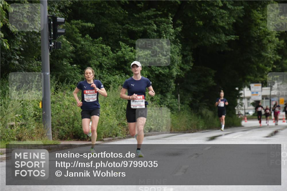 14.06.2026 - REWE Women's Run Jannik Wohlers http://msf.ph/oto/9799035 14.06.2026 09:40:51 Laufen 11296, 10859, 577 meine-sportfotos.de