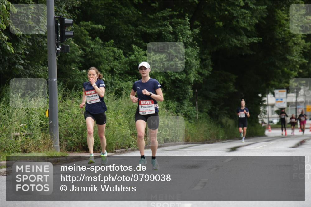 14.06.2026 - REWE Women's Run Jannik Wohlers http://msf.ph/oto/9799038 14.06.2026 09:40:52 Laufen 11296, 10859 meine-sportfotos.de