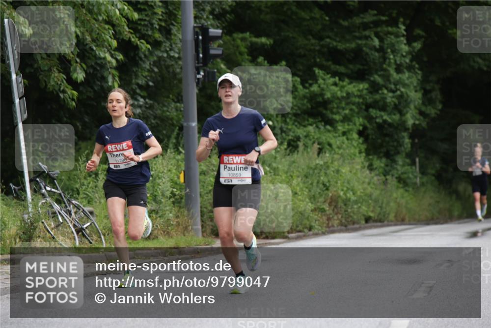 14.06.2026 - REWE Women's Run Jannik Wohlers http://msf.ph/oto/9799047 14.06.2026 09:40:53 Laufen 11296, 51, 10859, 57 meine-sportfotos.de