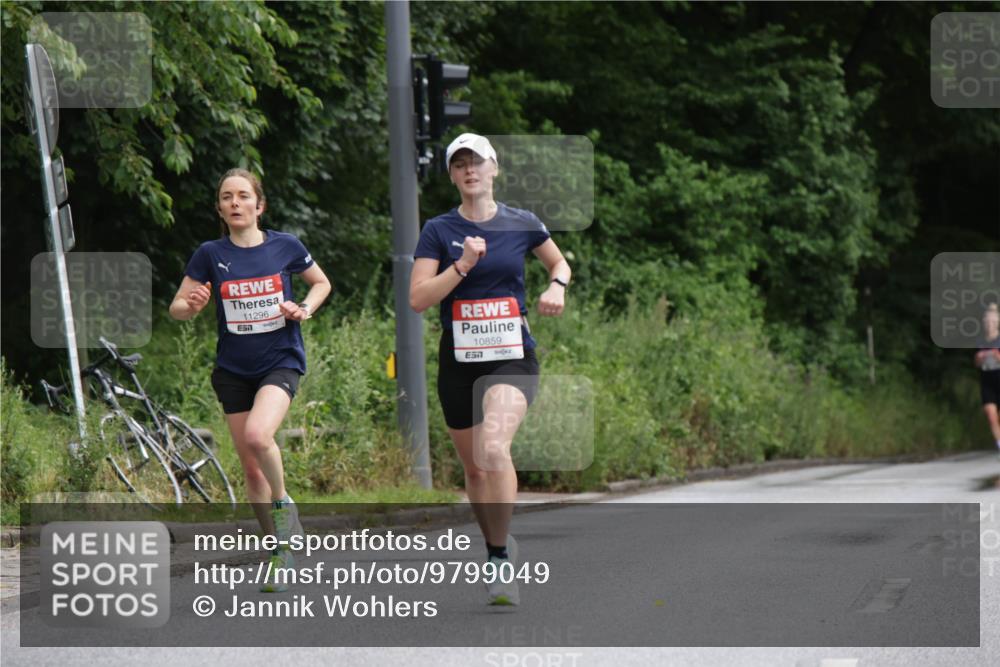 14.06.2026 - REWE Women's Run Jannik Wohlers http://msf.ph/oto/9799049 14.06.2026 09:40:53 Laufen 11296, 7, 10859 meine-sportfotos.de