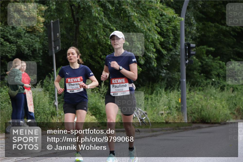 14.06.2026 - REWE Women's Run Jannik Wohlers http://msf.ph/oto/9799068 14.06.2026 09:40:55 Laufen 11296, 10859, 57 meine-sportfotos.de