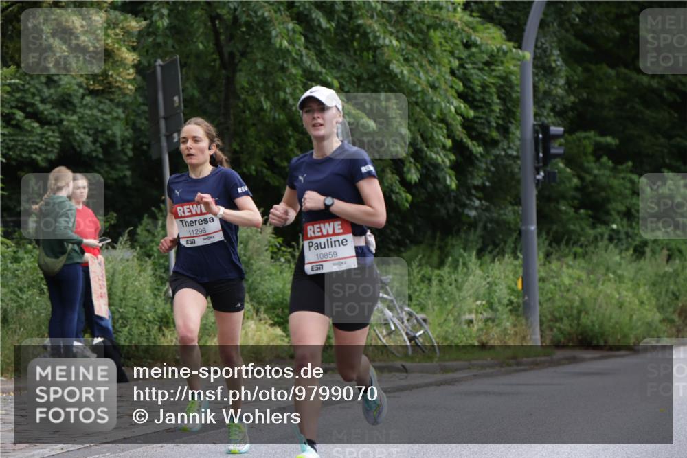 14.06.2026 - REWE Women's Run Jannik Wohlers http://msf.ph/oto/9799070 14.06.2026 09:40:55 Laufen 11296, 651, 10859 meine-sportfotos.de