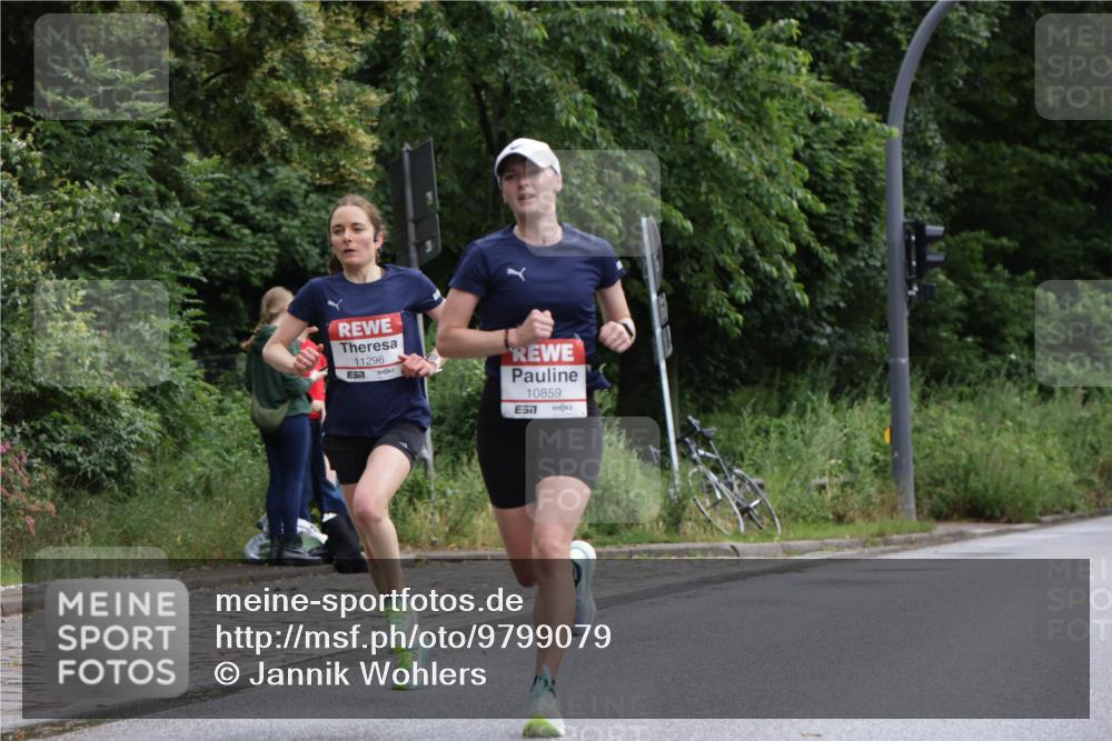 14.06.2026 - REWE Women's Run Jannik Wohlers http://msf.ph/oto/9799079 14.06.2026 09:40:55 Laufen 11296, 10859, 57 meine-sportfotos.de