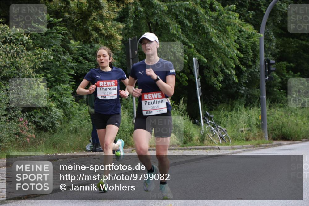 14.06.2026 - REWE Women's Run Jannik Wohlers http://msf.ph/oto/9799082 14.06.2026 09:40:55 Laufen 11296, 10859, 7 meine-sportfotos.de