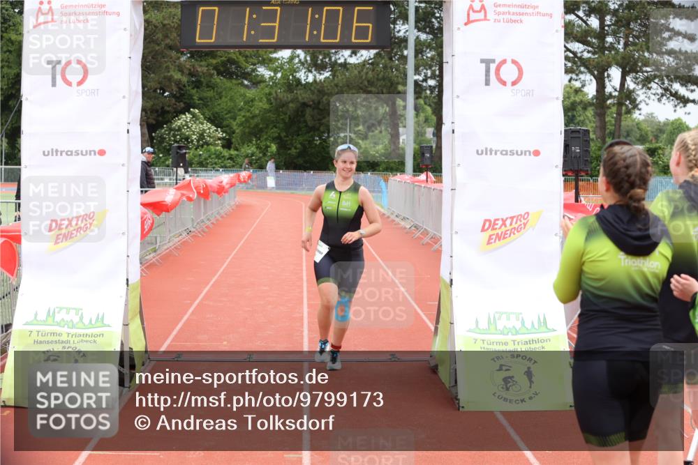 14.06.2026 - 7 Türme Triathlon Andreas Tolksdorf http://msf.ph/oto/9799173 14.06.2026 12:01:05 Ziel 490 meine-sportfotos.de