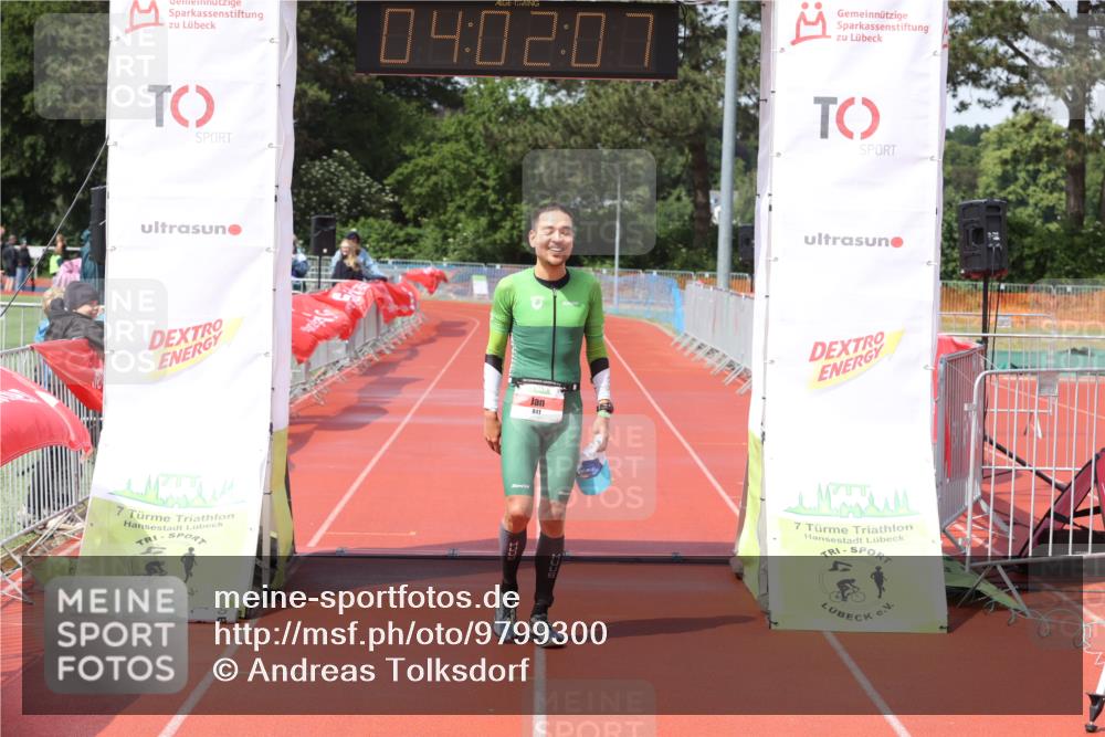 14.06.2026 - 7 Türme Triathlon Andreas Tolksdorf http://msf.ph/oto/9799300 14.06.2026 15:02:07 Ziel 841 meine-sportfotos.de