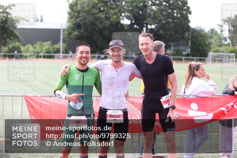 14.06.2026 - 7 Türme Triathlon Andreas Tolksdorf http://msf.ph/oto/9799325 14.06.2026 15:04:59 Ziel  meine-sportfotos.de