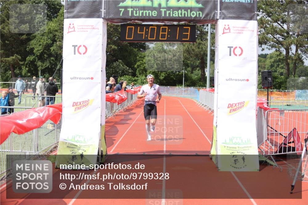 14.06.2026 - 7 Türme Triathlon Andreas Tolksdorf http://msf.ph/oto/9799328 14.06.2026 15:08:11 Ziel 846 meine-sportfotos.de