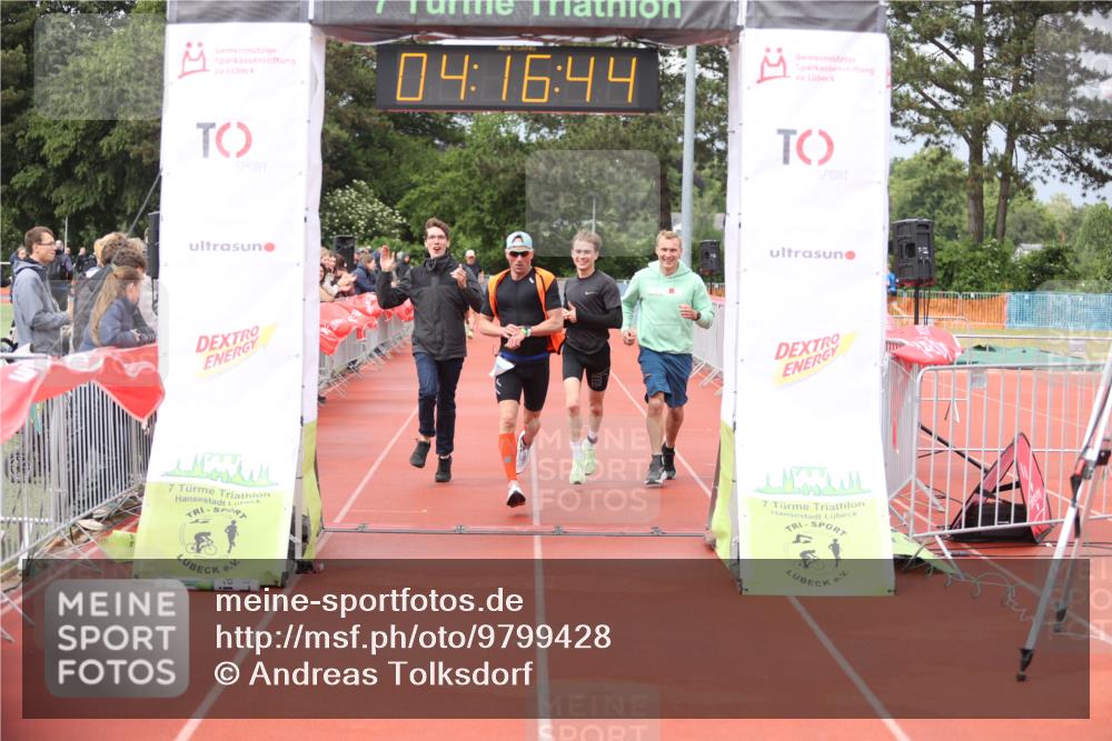 14.06.2026 - 7 Türme Triathlon Andreas Tolksdorf http://msf.ph/oto/9799428 14.06.2026 15:16:42 Ziel 689, 1088 meine-sportfotos.de