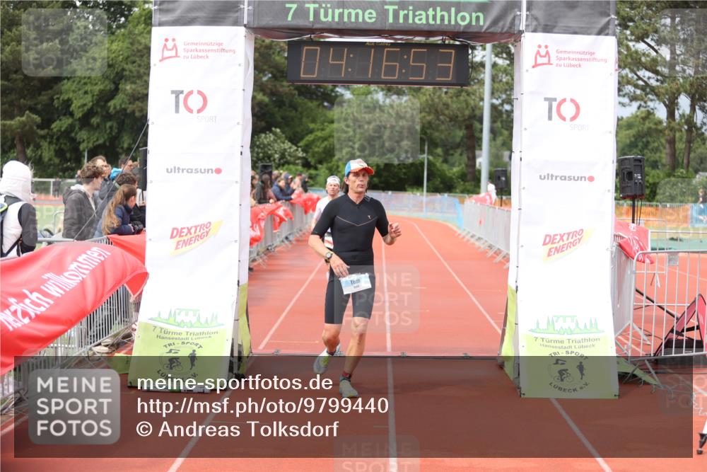 14.06.2026 - 7 Türme Triathlon Andreas Tolksdorf http://msf.ph/oto/9799440 14.06.2026 15:16:52 Ziel 689, 877, 1088, 1144 meine-sportfotos.de