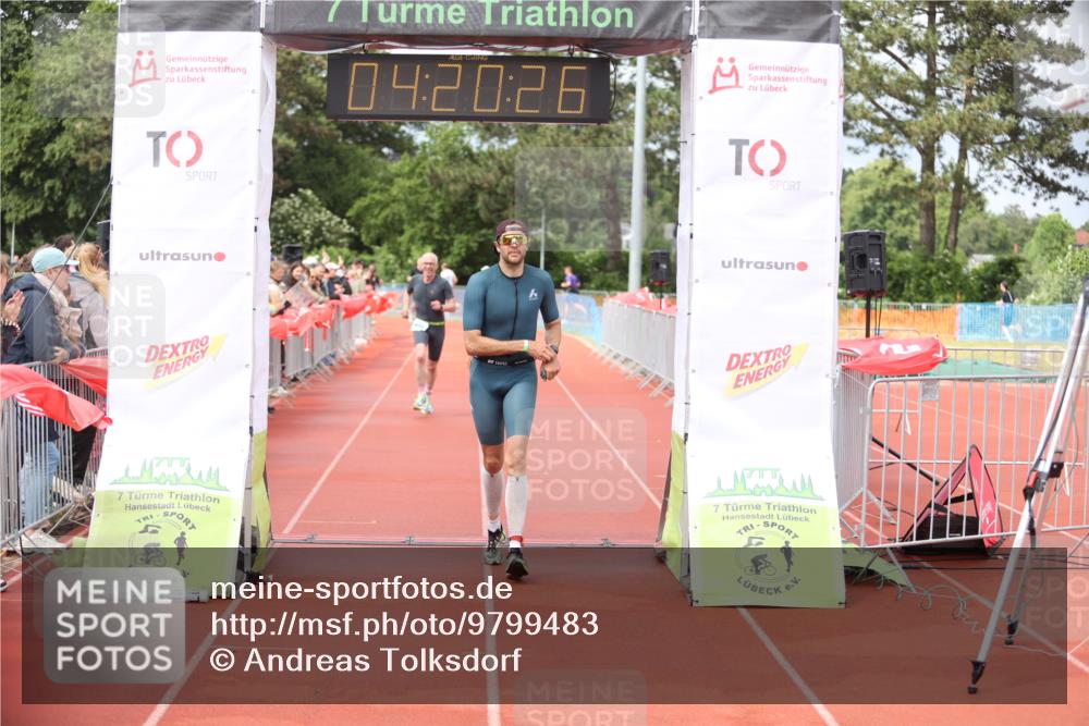 14.06.2026 - 7 Türme Triathlon Andreas Tolksdorf http://msf.ph/oto/9799483 14.06.2026 15:20:24 Ziel 838, 947 meine-sportfotos.de