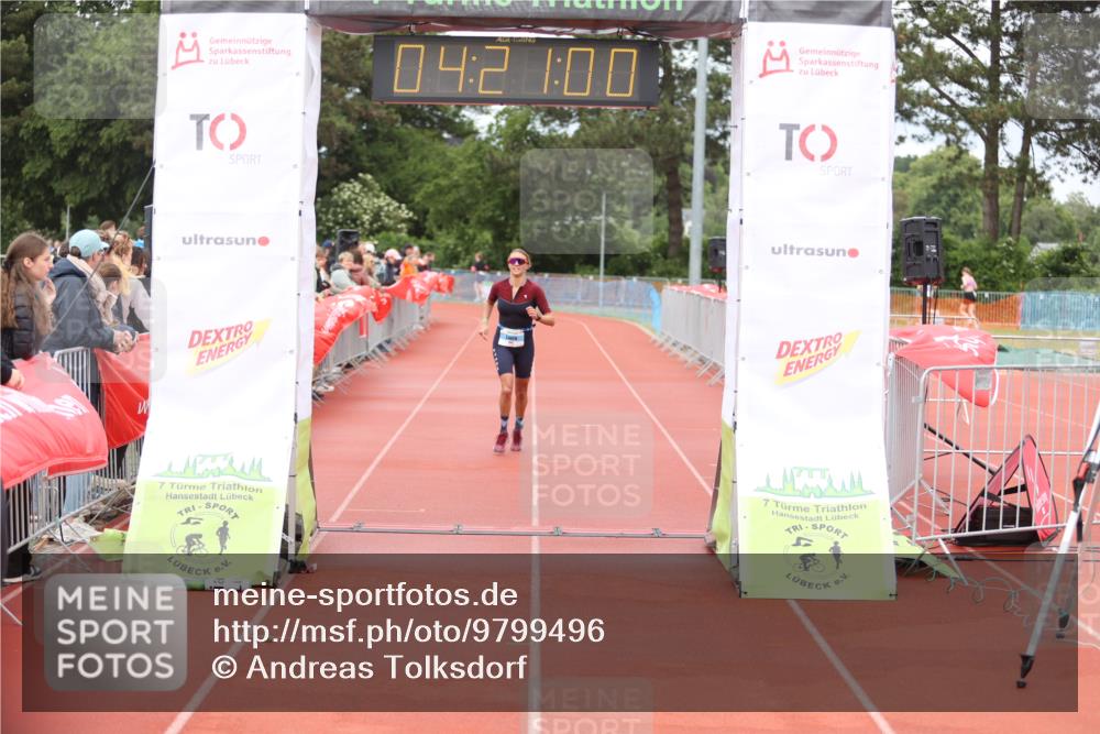 14.06.2026 - 7 Türme Triathlon Andreas Tolksdorf http://msf.ph/oto/9799496 14.06.2026 15:20:59 Ziel 995 meine-sportfotos.de