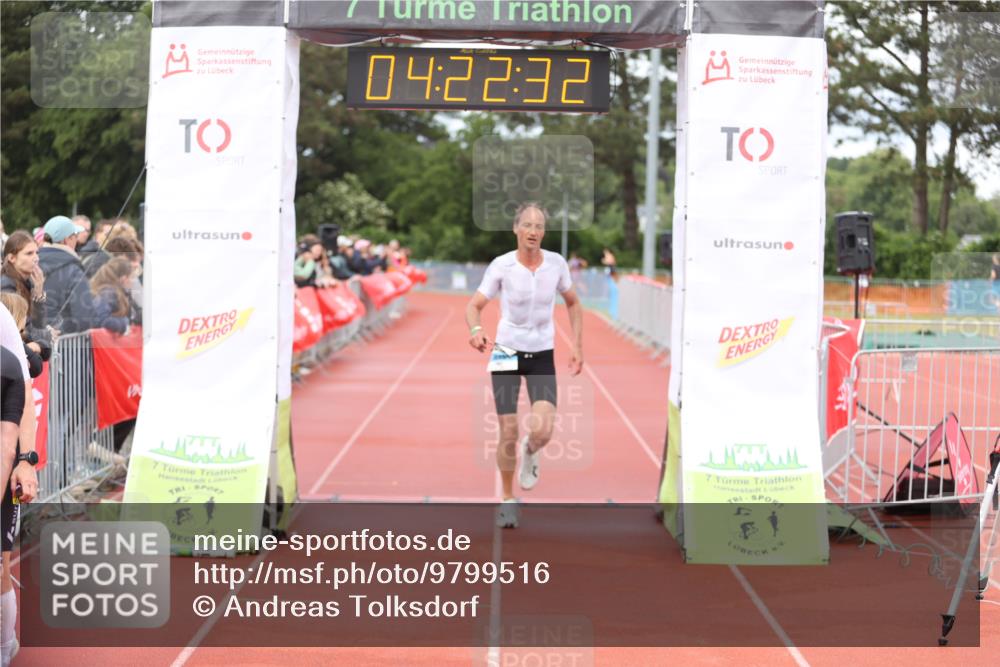 14.06.2026 - 7 Türme Triathlon Andreas Tolksdorf http://msf.ph/oto/9799516 14.06.2026 15:22:31 Ziel 1152 meine-sportfotos.de