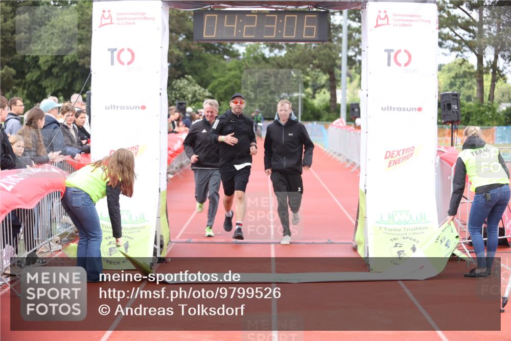 14.06.2026 - 7 Türme Triathlon Andreas Tolksdorf http://msf.ph/oto/9799526 14.06.2026 15:23:05 Ziel 1020, 1198 meine-sportfotos.de