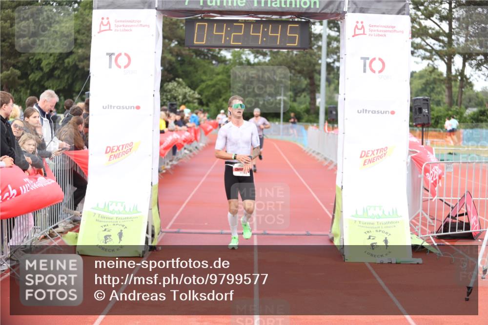 14.06.2026 - 7 Türme Triathlon Andreas Tolksdorf http://msf.ph/oto/9799577 14.06.2026 15:24:43 Ziel 661, 873, 950, 959, 1019 meine-sportfotos.de