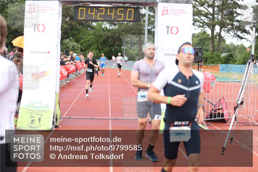 14.06.2026 - 7 Türme Triathlon Andreas Tolksdorf http://msf.ph/oto/9799585 14.06.2026 15:24:48 Ziel 873, 950, 959, 1019, 1026 meine-sportfotos.de