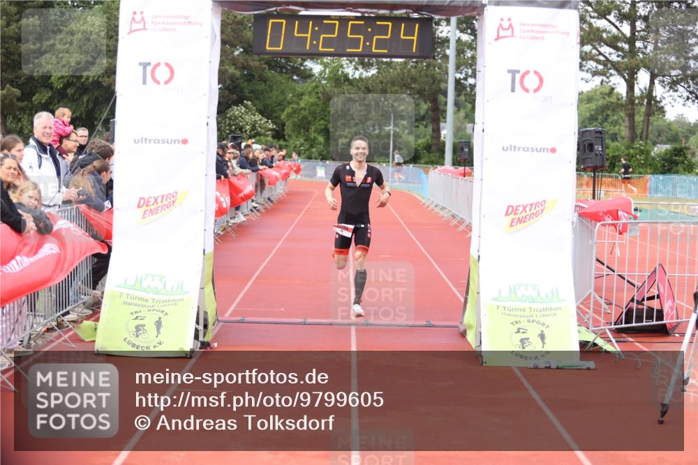 14.06.2026 - 7 Türme Triathlon Andreas Tolksdorf http://msf.ph/oto/9799605 14.06.2026 15:25:22 Ziel 746 meine-sportfotos.de