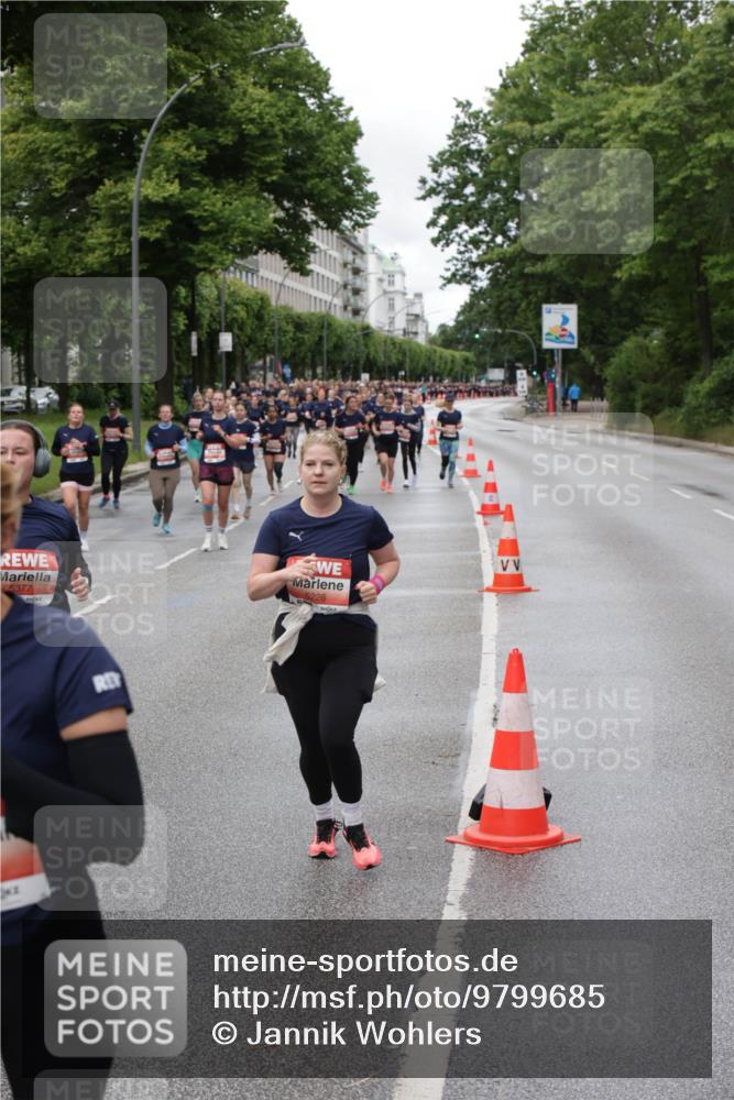 14.06.2026 - REWE Women's Run Jannik Wohlers http://msf.ph/oto/9799685 14.06.2026 10:39:29 Laufen 5377, 5226 meine-sportfotos.de