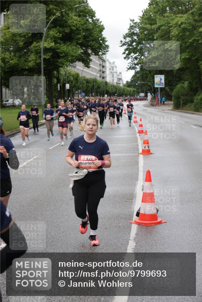 14.06.2026 - REWE Women's Run Jannik Wohlers http://msf.ph/oto/9799693 14.06.2026 10:39:29 Laufen 5226 meine-sportfotos.de