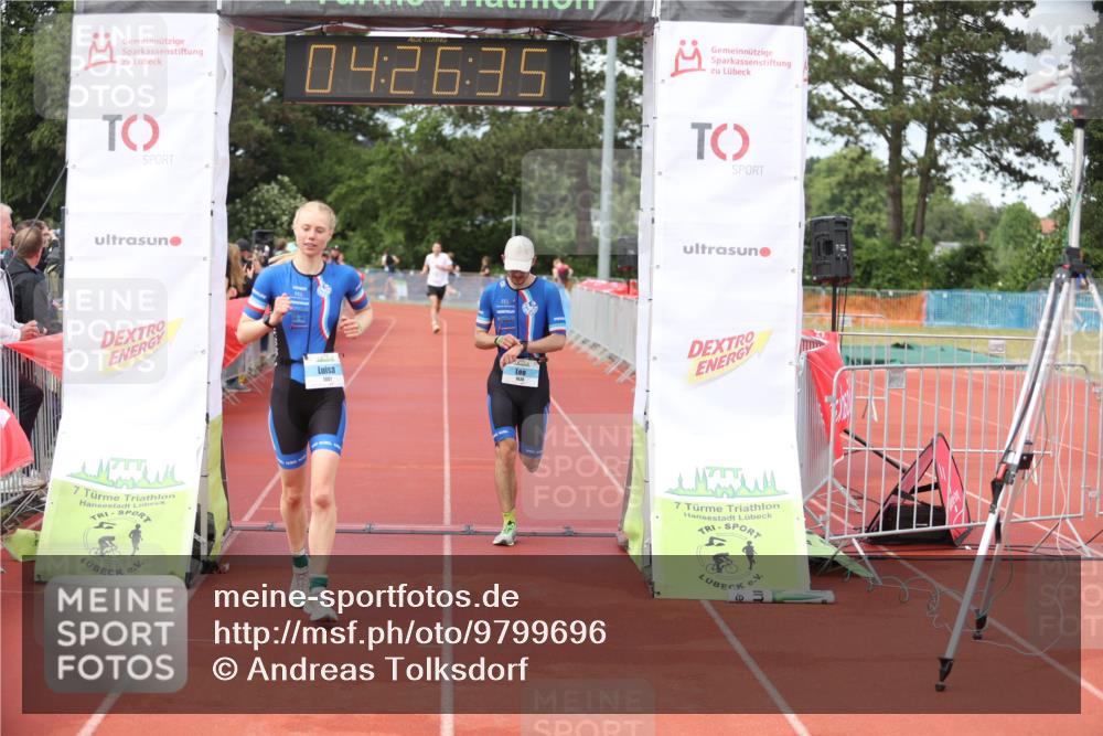 14.06.2026 - 7 Türme Triathlon Andreas Tolksdorf http://msf.ph/oto/9799696 14.06.2026 15:26:34 Ziel 1001, 1030, 1177 meine-sportfotos.de