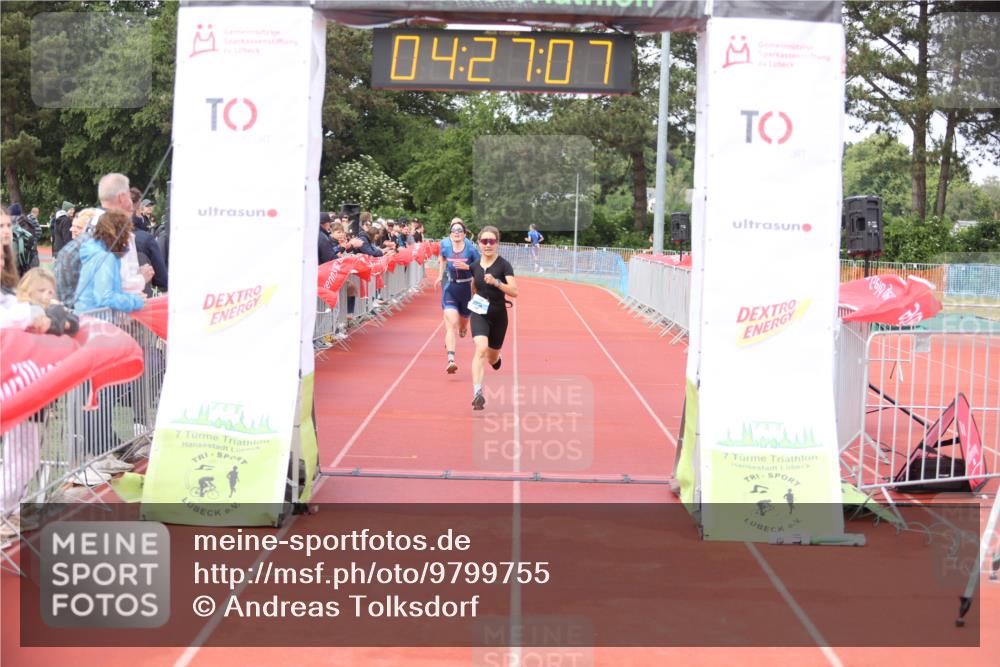 14.06.2026 - 7 Türme Triathlon Andreas Tolksdorf http://msf.ph/oto/9799755 14.06.2026 15:27:06 Ziel 925, 1161, 1170 meine-sportfotos.de