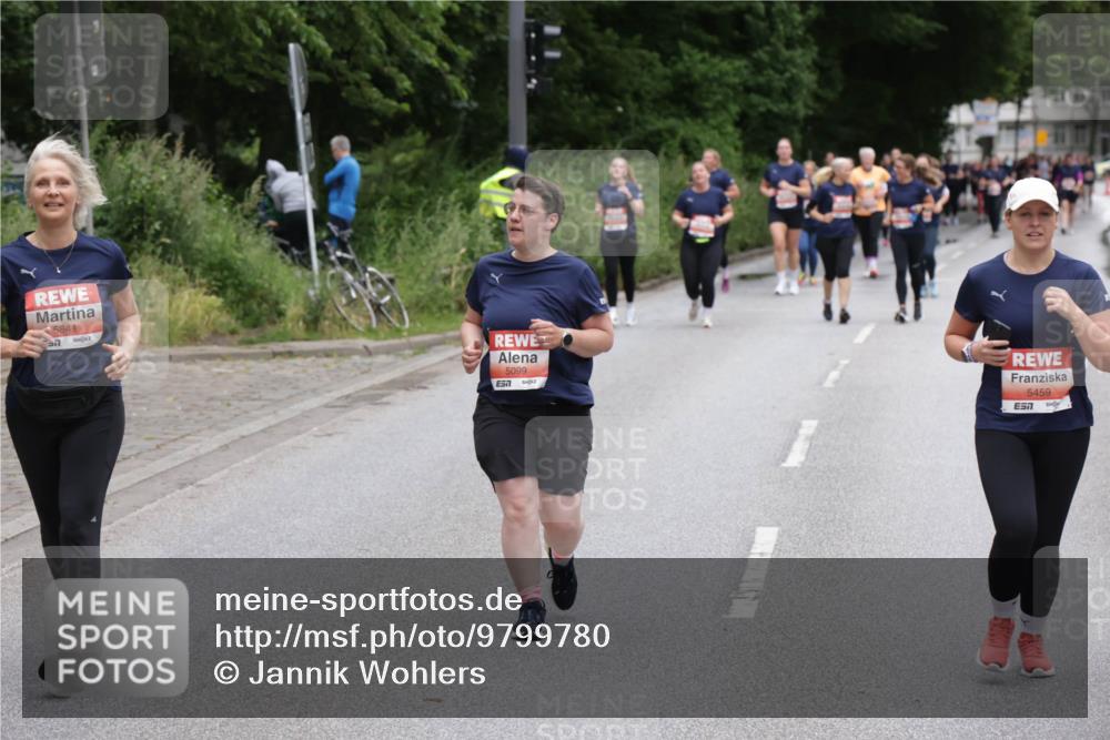 14.06.2026 - REWE Women's Run Jannik Wohlers http://msf.ph/oto/9799780 14.06.2026 11:02:13 Laufen 5841, 5099, 5459, 7 meine-sportfotos.de
