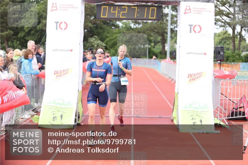 14.06.2026 - 7 Türme Triathlon Andreas Tolksdorf http://msf.ph/oto/9799781 14.06.2026 15:27:09 Ziel 925, 1161, 1170 meine-sportfotos.de