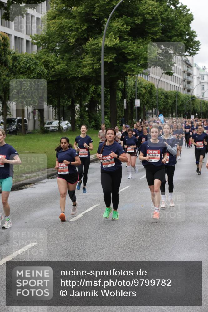 14.06.2026 - REWE Women's Run Jannik Wohlers http://msf.ph/oto/9799782 14.06.2026 10:39:37 Laufen  meine-sportfotos.de