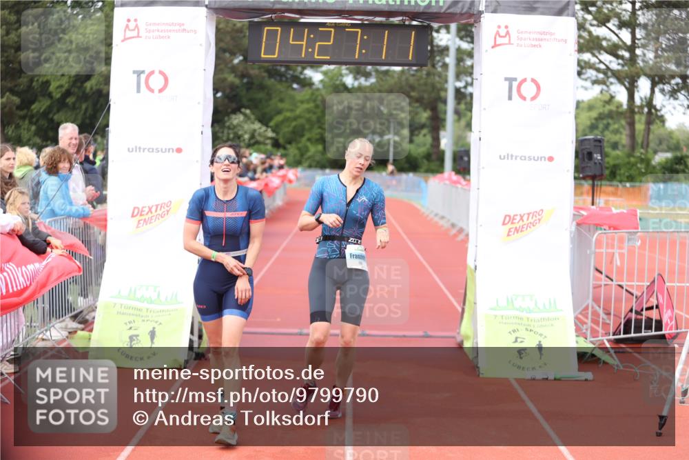 14.06.2026 - 7 Türme Triathlon Andreas Tolksdorf http://msf.ph/oto/9799790 14.06.2026 15:27:10 Ziel 925, 1161, 1170 meine-sportfotos.de