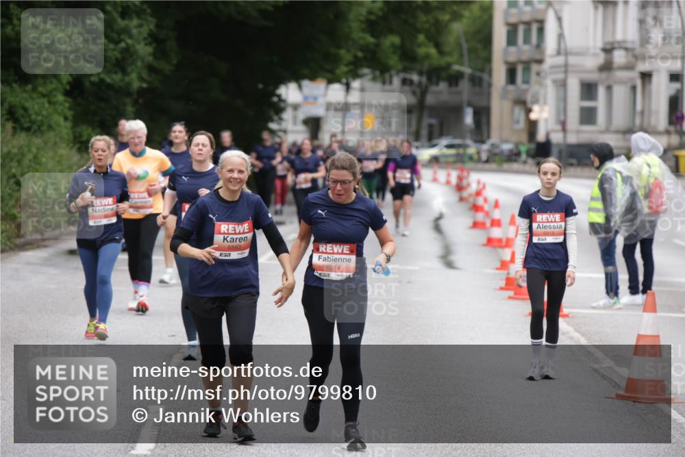 14.06.2026 - REWE Women's Run Jannik Wohlers http://msf.ph/oto/9799810 14.06.2026 11:02:19 Laufen 5593, 7, 6014, 5915 meine-sportfotos.de