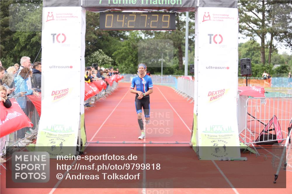 14.06.2026 - 7 Türme Triathlon Andreas Tolksdorf http://msf.ph/oto/9799818 14.06.2026 15:27:28 Ziel 851, 994 meine-sportfotos.de