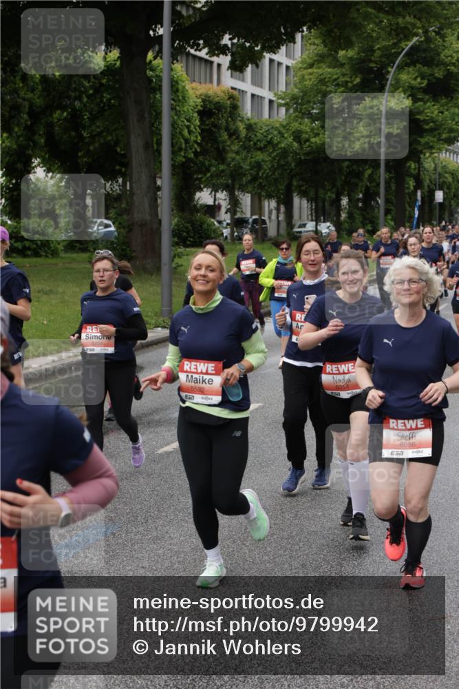 14.06.2026 - REWE Women's Run Jannik Wohlers http://msf.ph/oto/9799942 14.06.2026 10:39:51 Laufen 5454, 5532, 6054, 6056, 7 meine-sportfotos.de