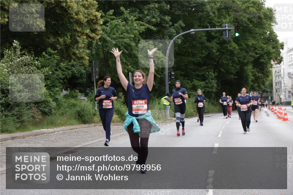14.06.2026 - REWE Women's Run Jannik Wohlers http://msf.ph/oto/9799956 14.06.2026 11:02:33 Laufen 6039, 651 meine-sportfotos.de