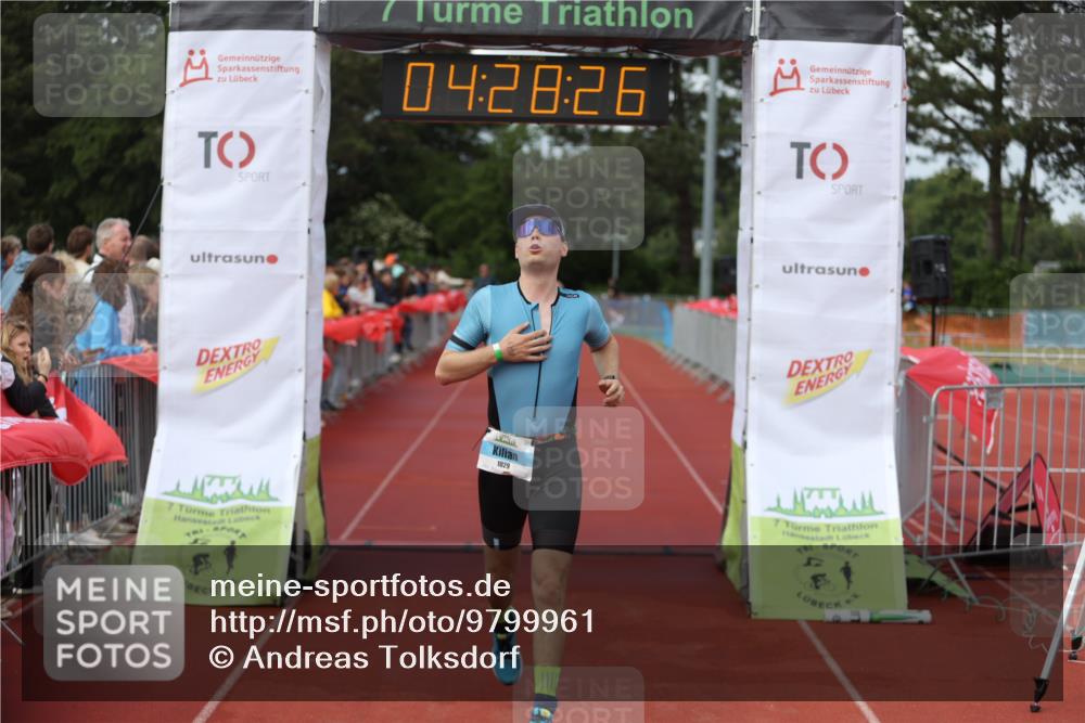 14.06.2026 - 7 Türme Triathlon Andreas Tolksdorf http://msf.ph/oto/9799961 14.06.2026 15:28:24 Ziel 1029, 1058 meine-sportfotos.de