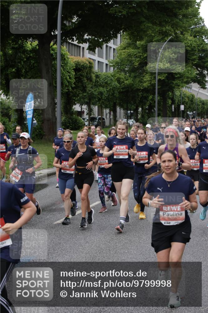 14.06.2026 - REWE Women's Run Jannik Wohlers http://msf.ph/oto/9799998 14.06.2026 10:39:57 Laufen 5050 meine-sportfotos.de