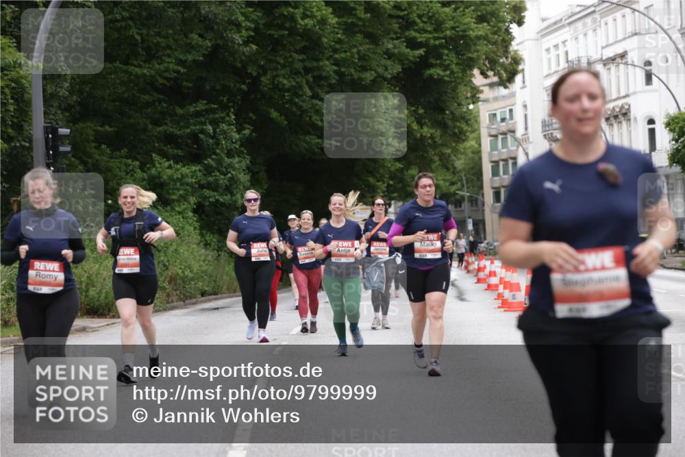14.06.2026 - REWE Women's Run Jannik Wohlers http://msf.ph/oto/9799999 14.06.2026 11:02:39 Laufen 7, 157 meine-sportfotos.de