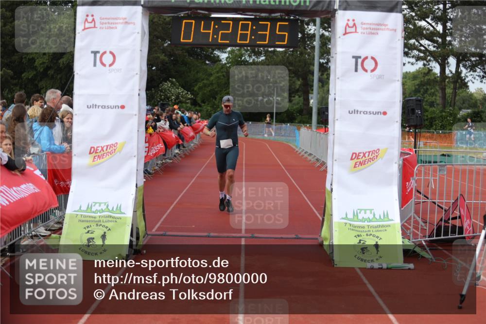 14.06.2026 - 7 Türme Triathlon Andreas Tolksdorf http://msf.ph/oto/9800000 14.06.2026 15:28:33 Ziel 1058, 1081 meine-sportfotos.de
