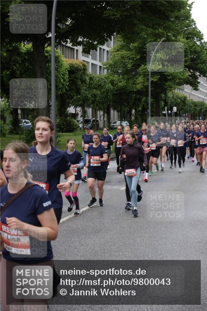 14.06.2026 - REWE Women's Run Jannik Wohlers http://msf.ph/oto/9800043 14.06.2026 10:40:02 Laufen 40, 1058 meine-sportfotos.de
